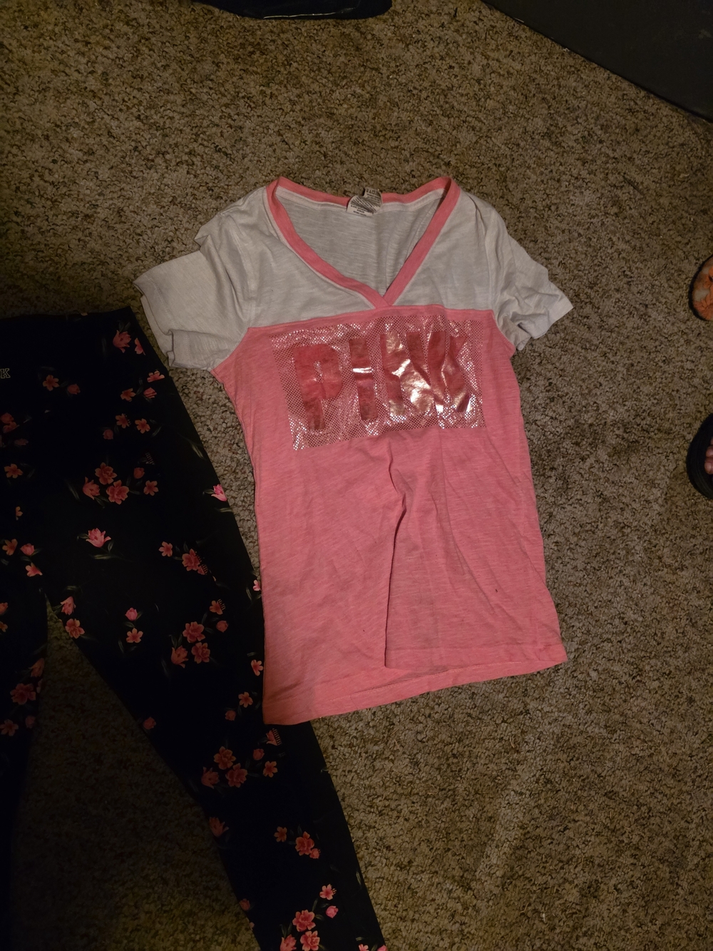 PINK Victoria's Secret Black Leggings with Pink Floral & Pink Logo Tee - Picture 4 of 6